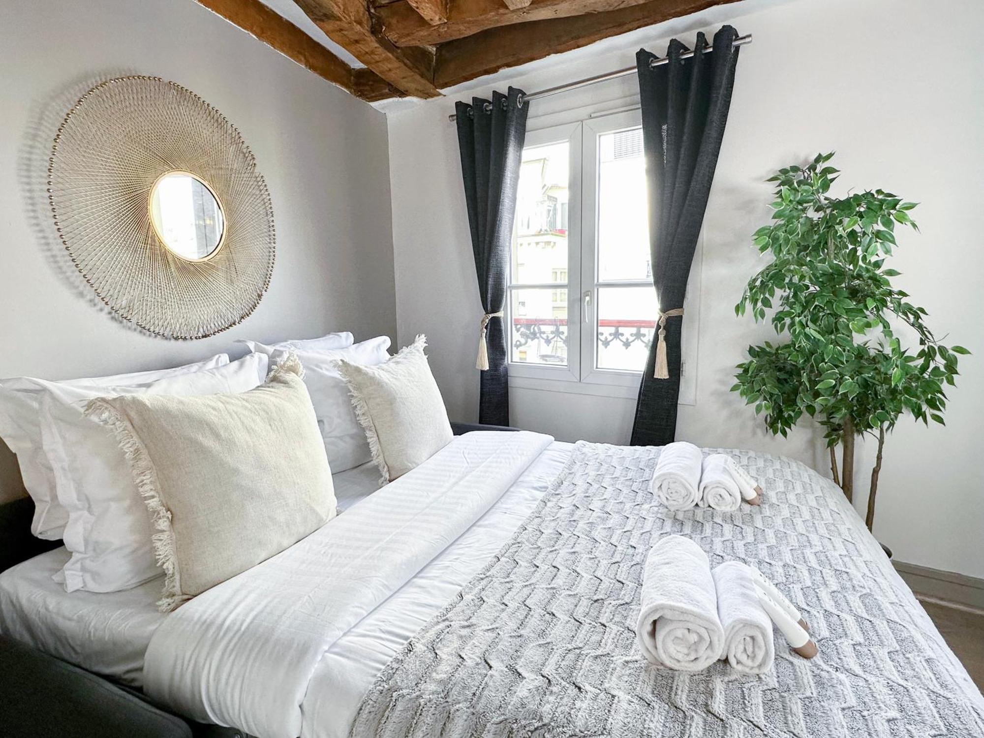 Chic Flat In Pantheon & Luxembourg Garden Apartment ปารีส ภายนอก รูปภาพ